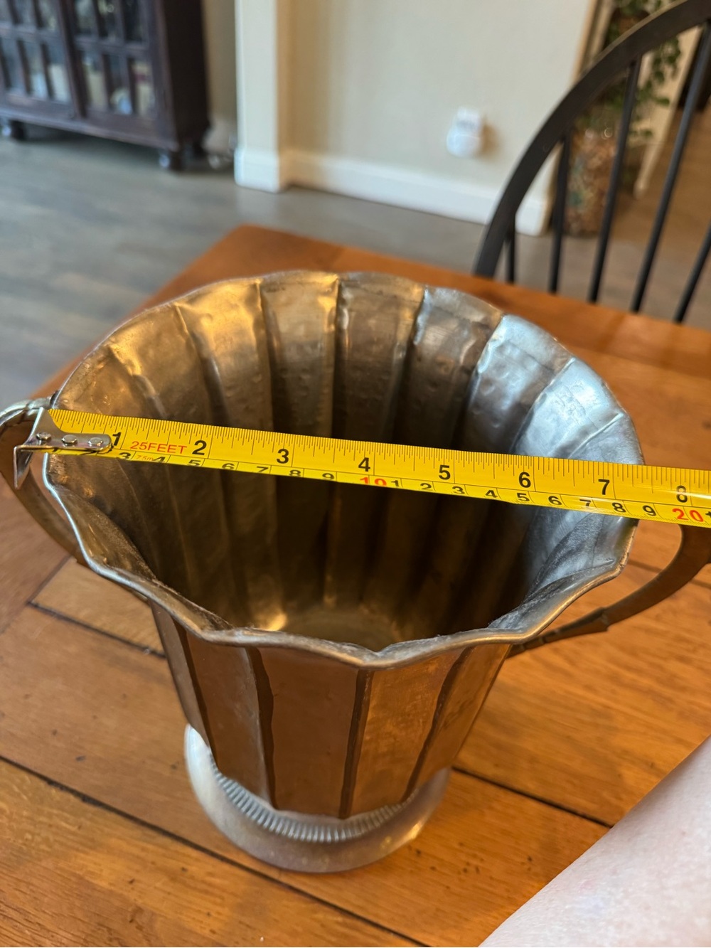 Vintage hammered two-tone brass and silver-plated ice bucket - Picture 7 of 7